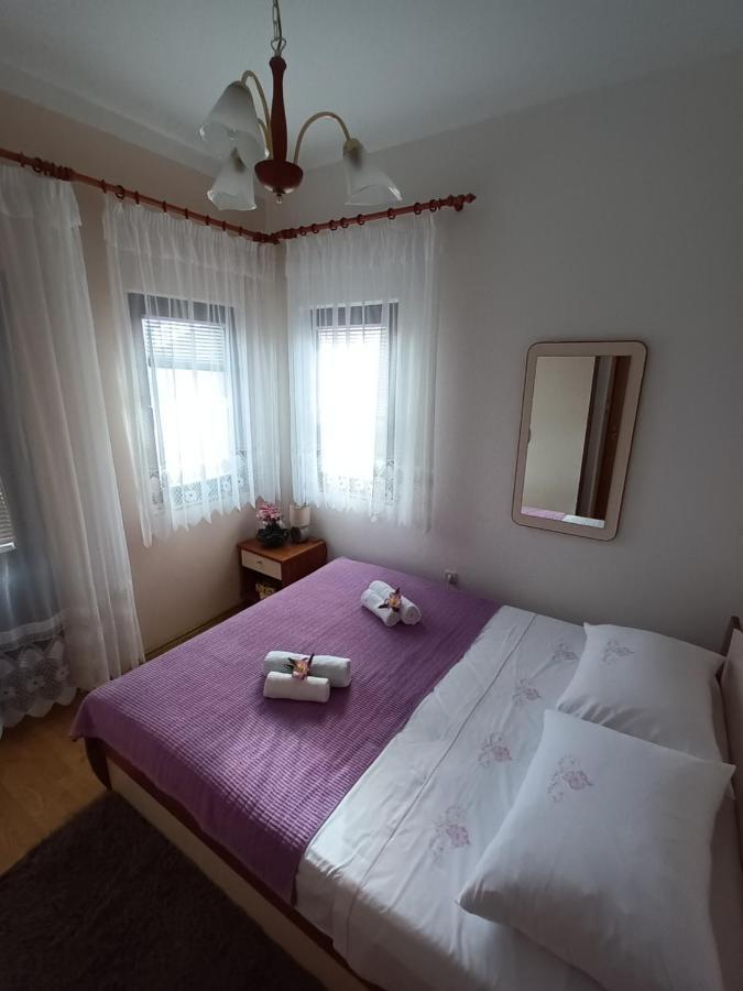 Apartman Nada Apartment Sali Ngoại thất bức ảnh